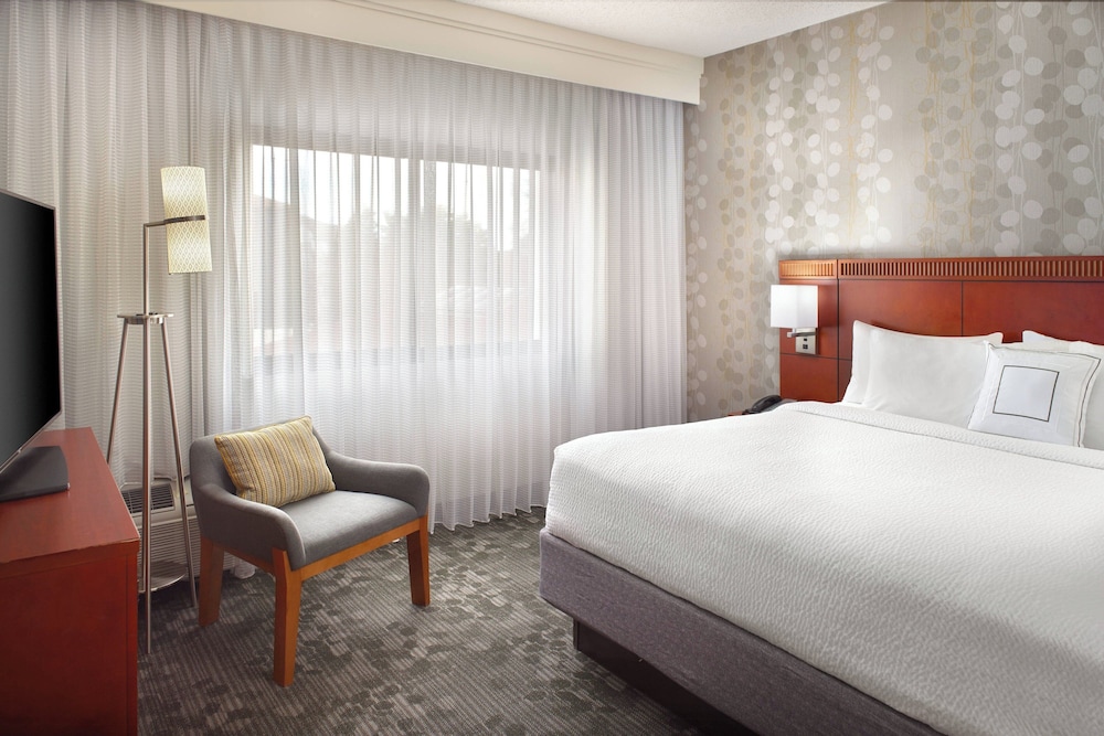 Courtyard by Marriott Atlanta Airport South Sullivan Road - photo 6