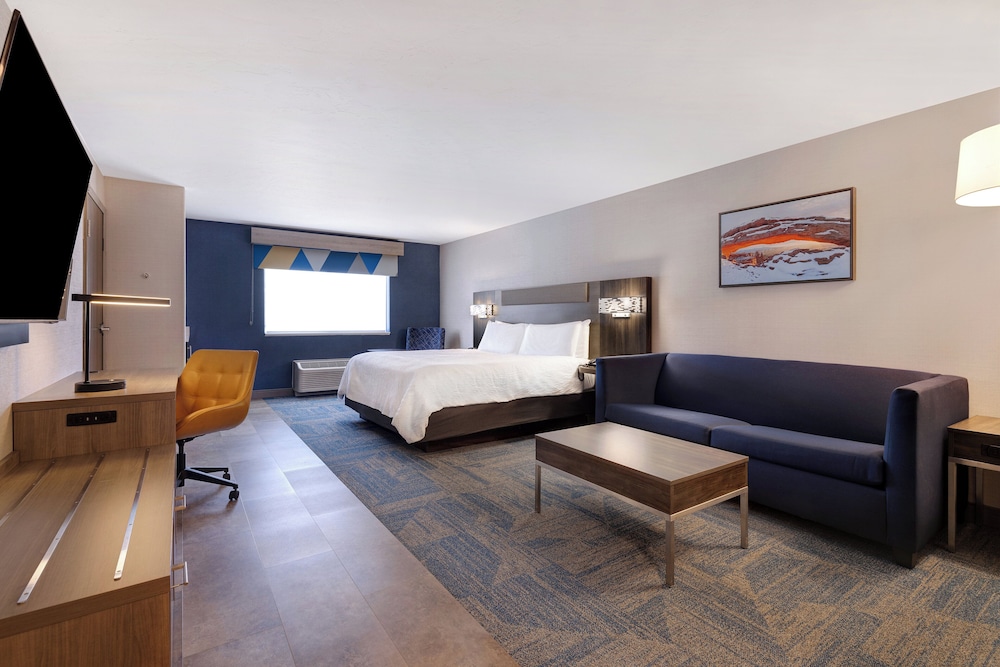 Holiday Inn Express & Suites Moab by IHG - photo 30
