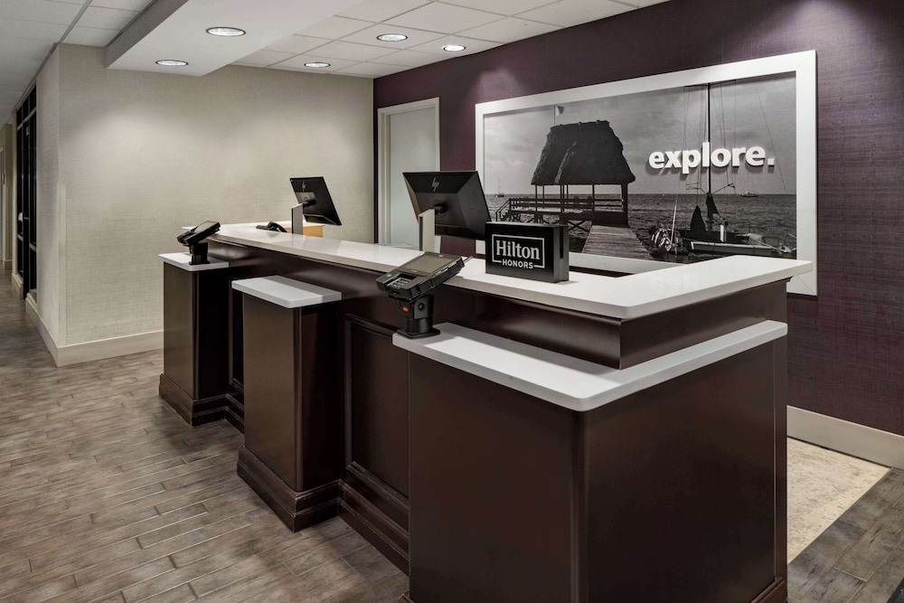 Hampton Inn Rochester Irondequoit - photo 5