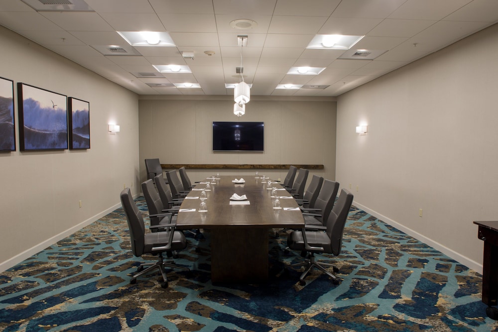 Crowne Plaza Ventura Beach by IHG - photo 113