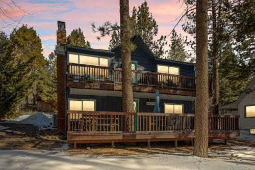 Grizzly Mountain Lodge — 4-Star Luxury Hotel in Big Bear Lake, United States