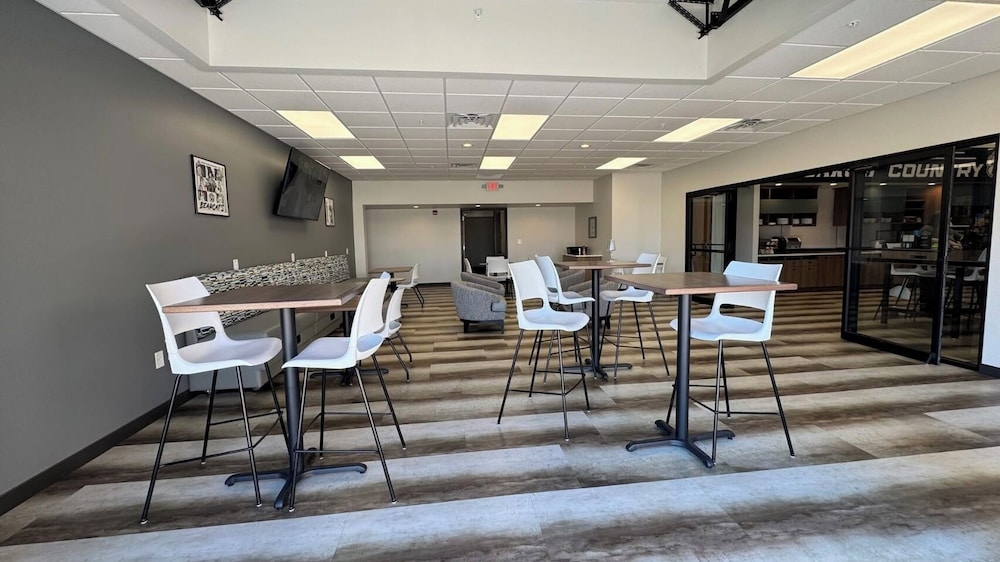 Park Inn by Radisson Maryville - photo 37