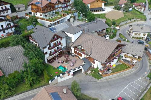 Hotel Tonnerhof in Racines, Italy