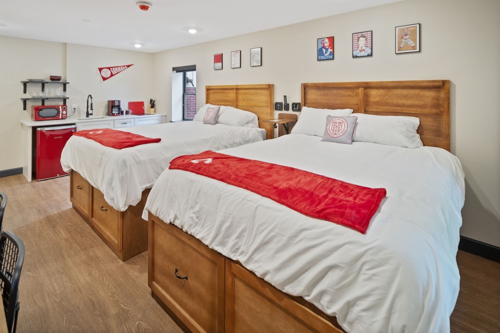 The Dorm Hotel - photo 15