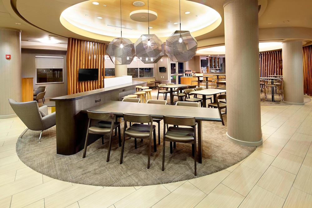 SpringHill Suites by Marriott Chicago Waukegan Gurnee