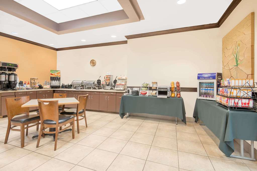 Hawthorn Suites by Wyndham Lubbock - photo 46