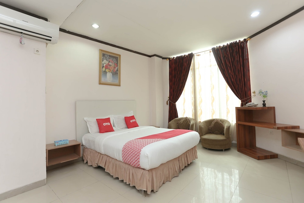 OYO 2057 Hotel Kharisma in Banjarmasin, Indonesia