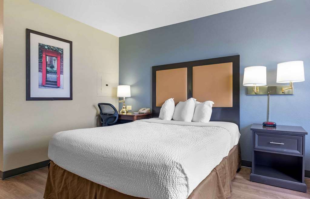 Extended Stay America Select Suites Chicago Hanover Park - photo 11