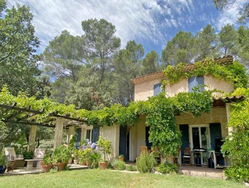 La Mude — hotel in Salernes