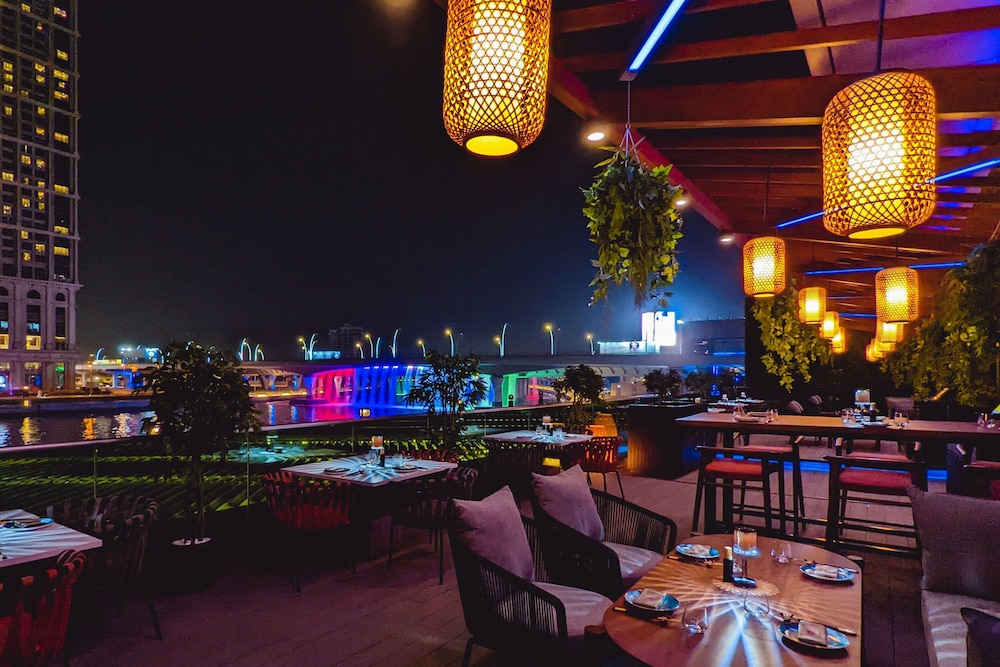 מזון ומשקאות