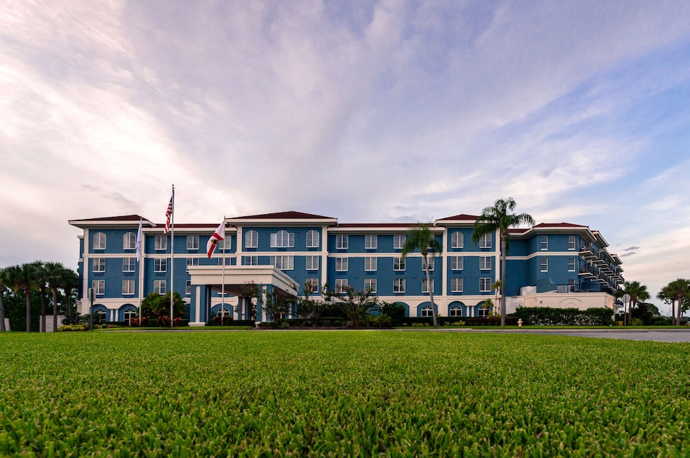 SEVEN Sebring Raceway Hotel - featured photo
