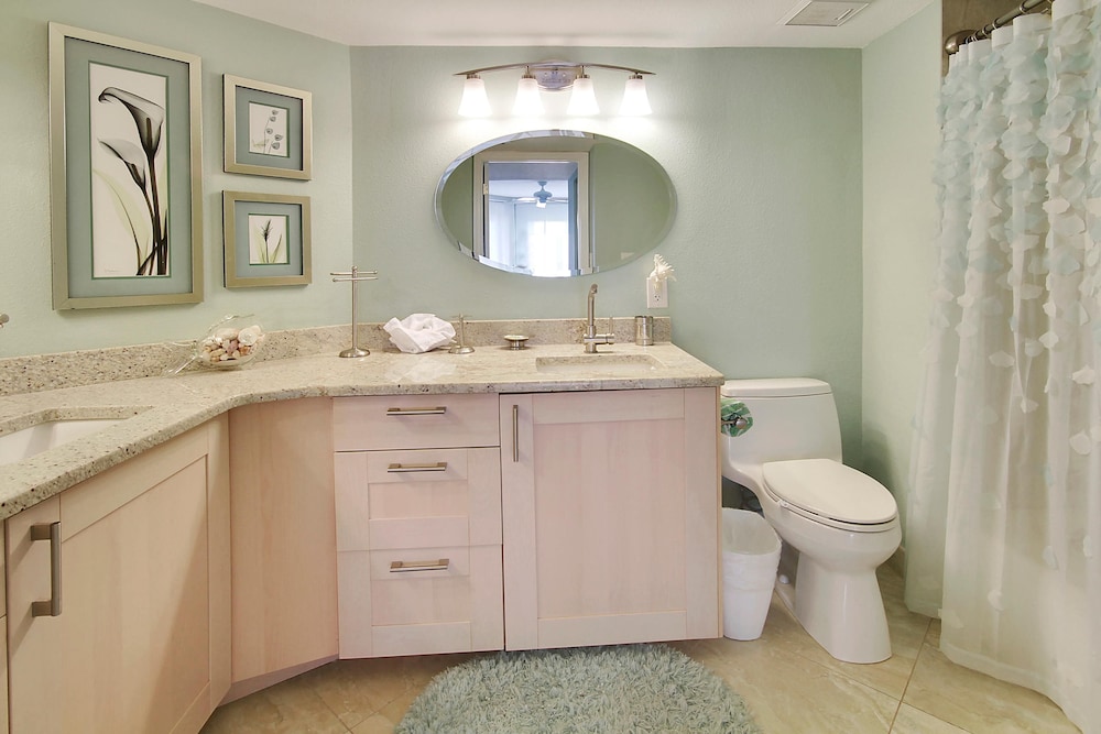 Land's End 11 406 Beach Front Premier - photo 11