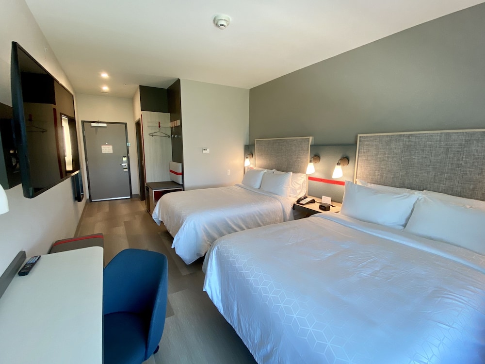 avid hotels Beaumont by IHG - photo 12
