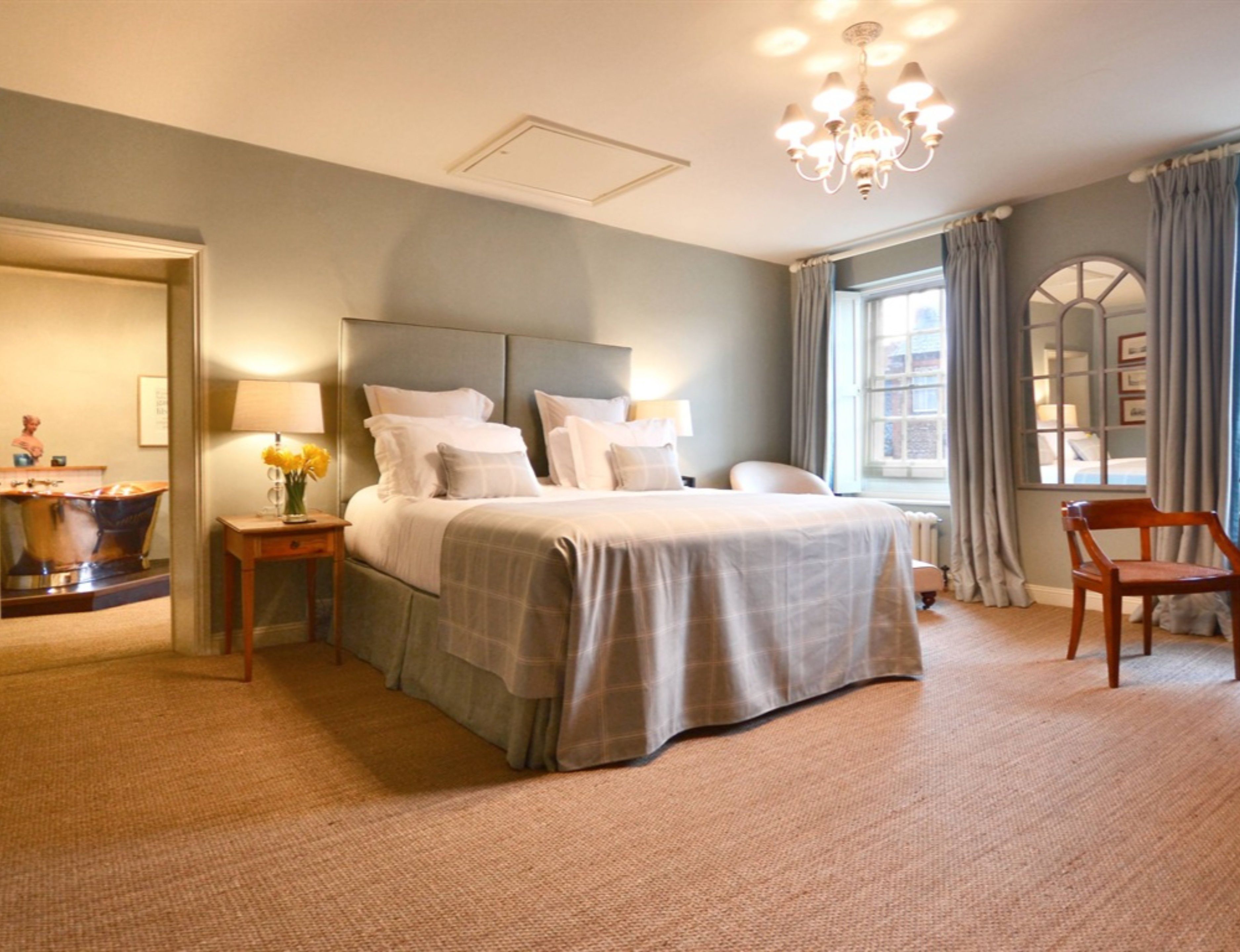 The Glove House — 5-Star Luxury Hotel in Woodstock, United Kingdom