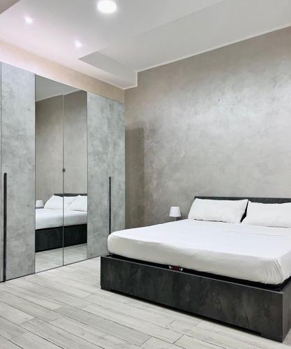 Lady Luxury Apartment — 4-Star Luxury Hotel in Bari, Italy