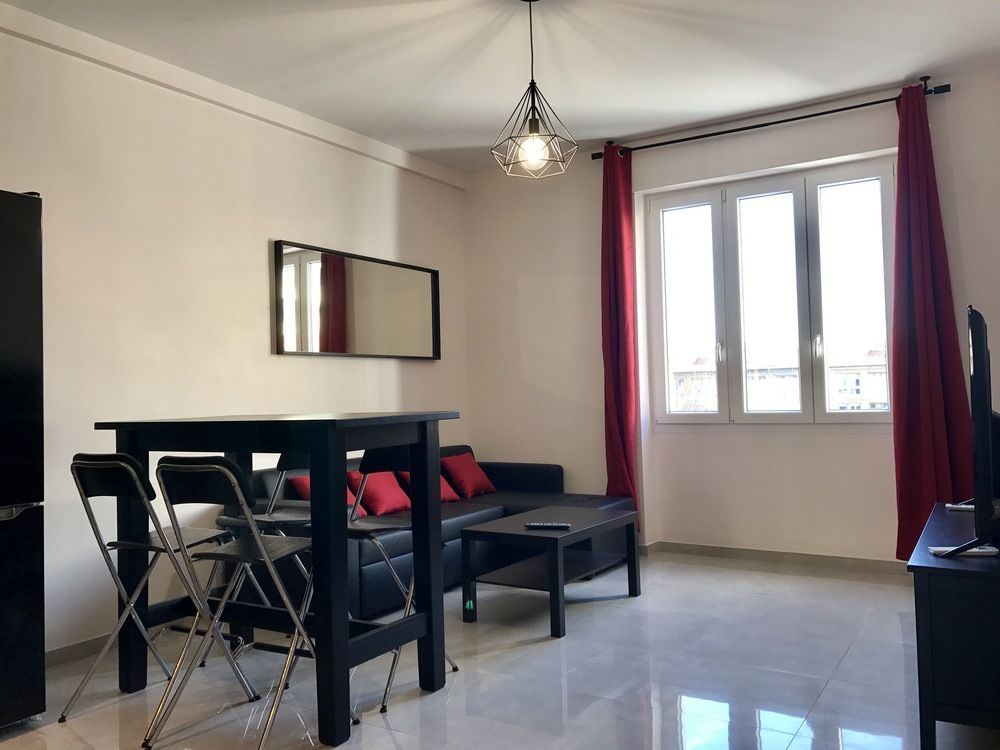 App Arte Marseille Vieux Port — 5-Star Luxury Hotel in Marseille, France