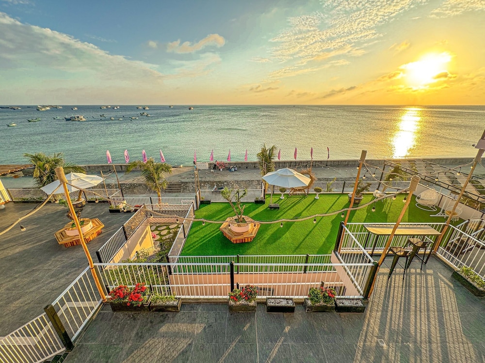 Queen Sea Resort Đảo Phú Quý in Phu Quy, Vietnam