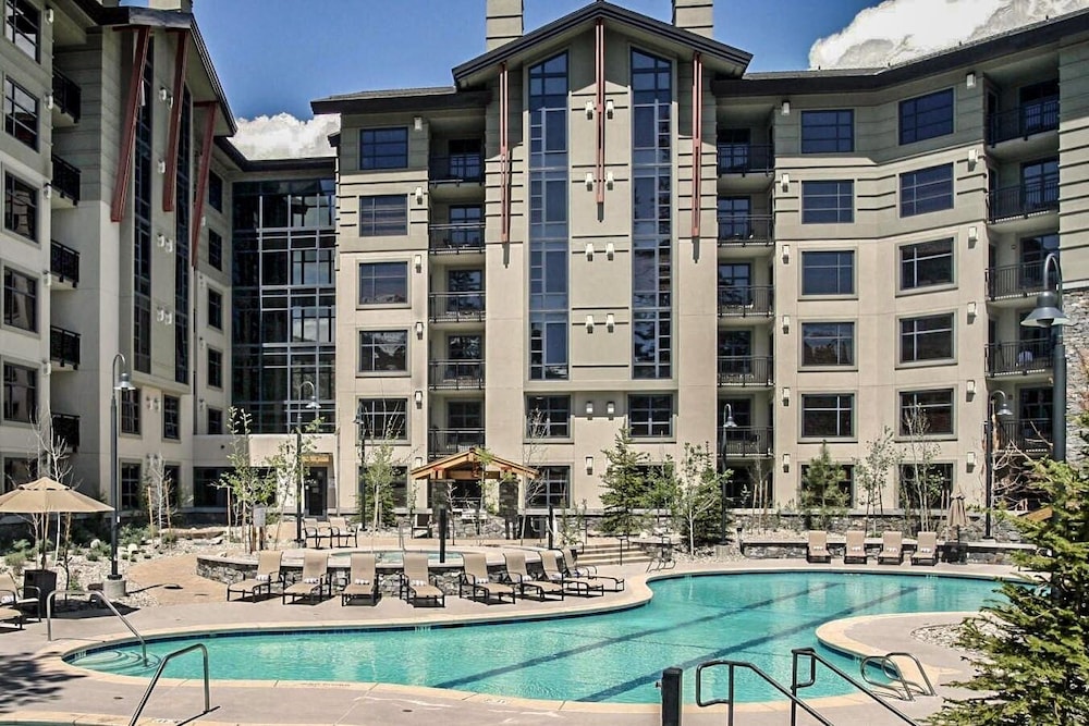 The Village at Mammoth Lakes - photo 18