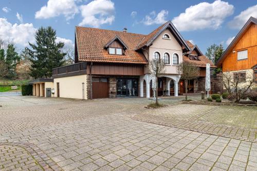 Cheng — 4-Star Luxury Hotel in Baden-Baden, Germany