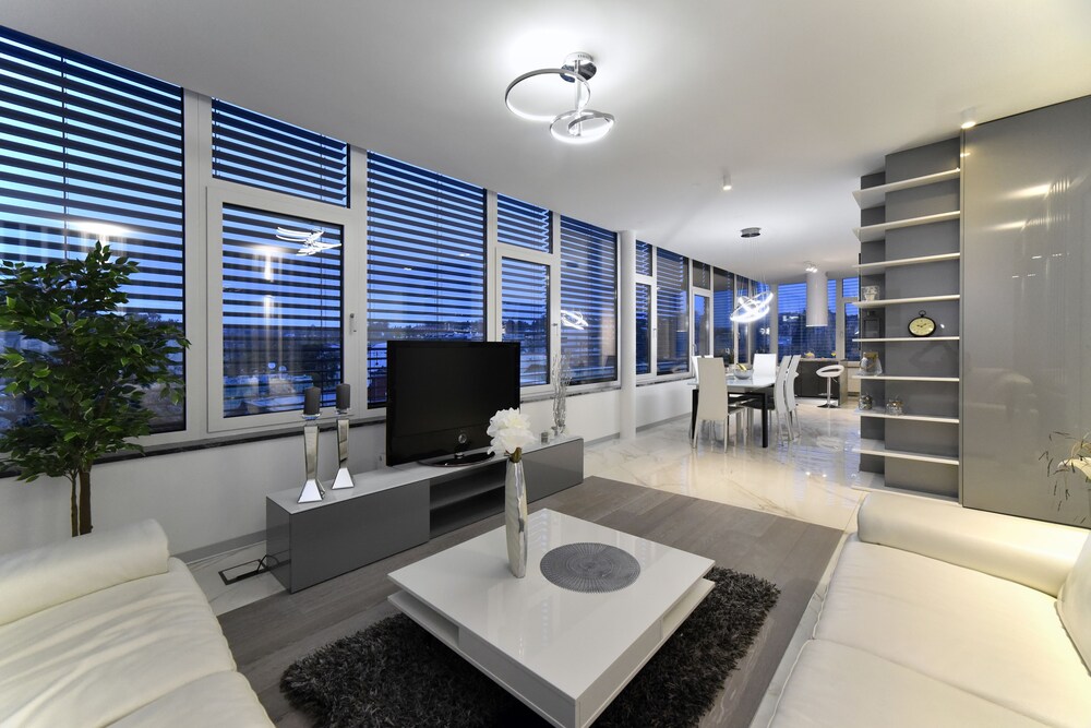 Apartment LuxurY 4U — 4-Star Luxury Hotel in Zagreb, Croatia