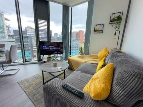 Elegant City Centre Penthouse Work & Relaxation in Sheffield, United Kingdom