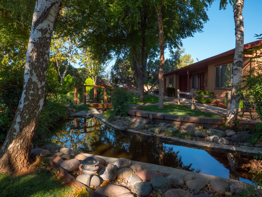 Sky Ranch Lodge - photo 63