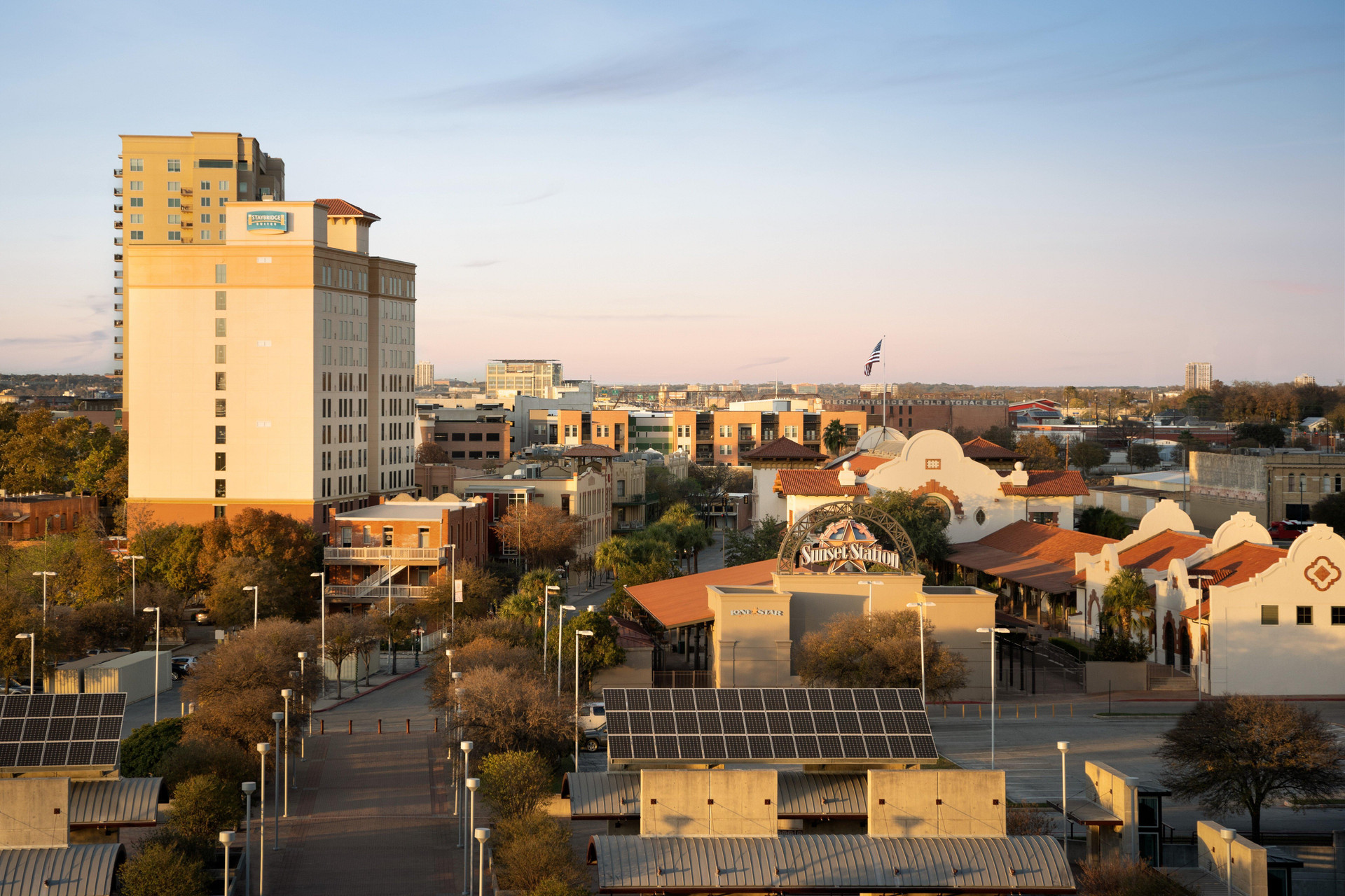 Staybridge Suites San Antonio Downtown Conv Ctr an IHG Hotel - photo 8