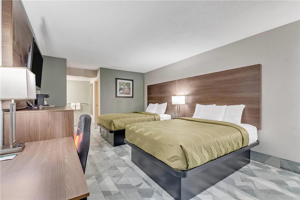 Quality Inn Dalton East - photo 16