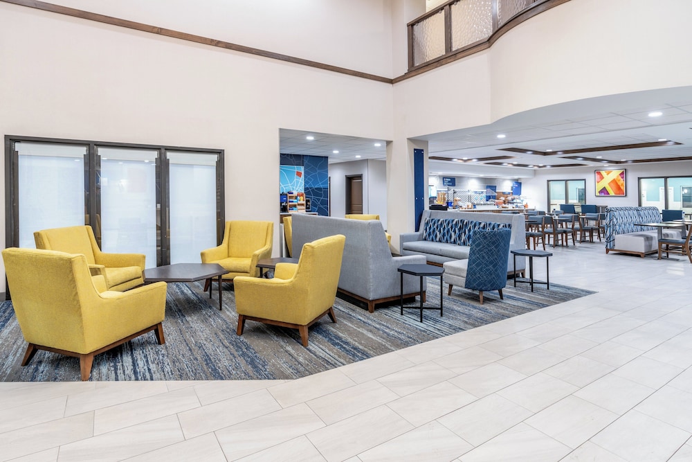 Holiday Inn Express Hotel & Suites Cheyenne by IHG - photo 45