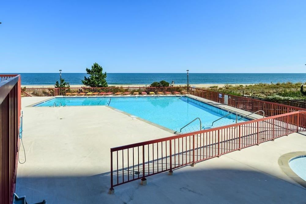Fountainhead Towers - photo 20