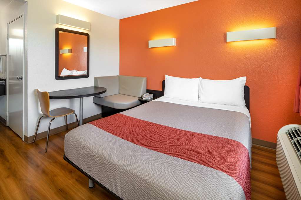 Motel 6 Ventura CA South - photo 9