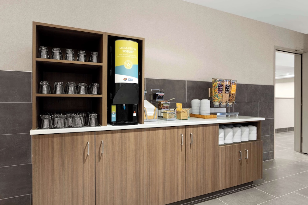 Home2 Suites by Hilton Owatonna - photo 25