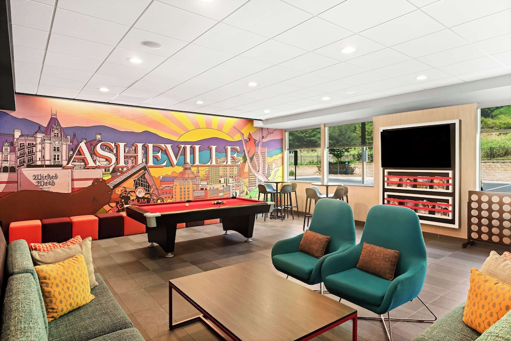 Tru by Hilton Asheville Blue Ridge Parkway - photo 7