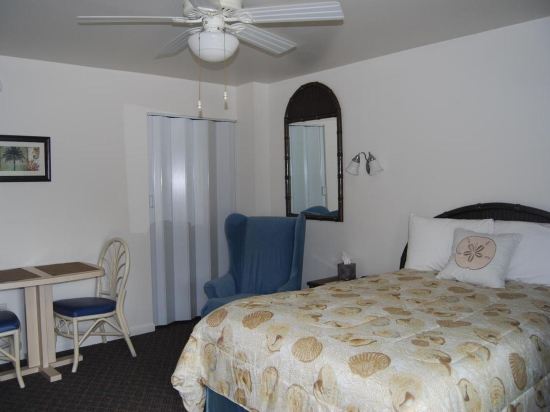 Bonita Beach Resort Motel - photo 22