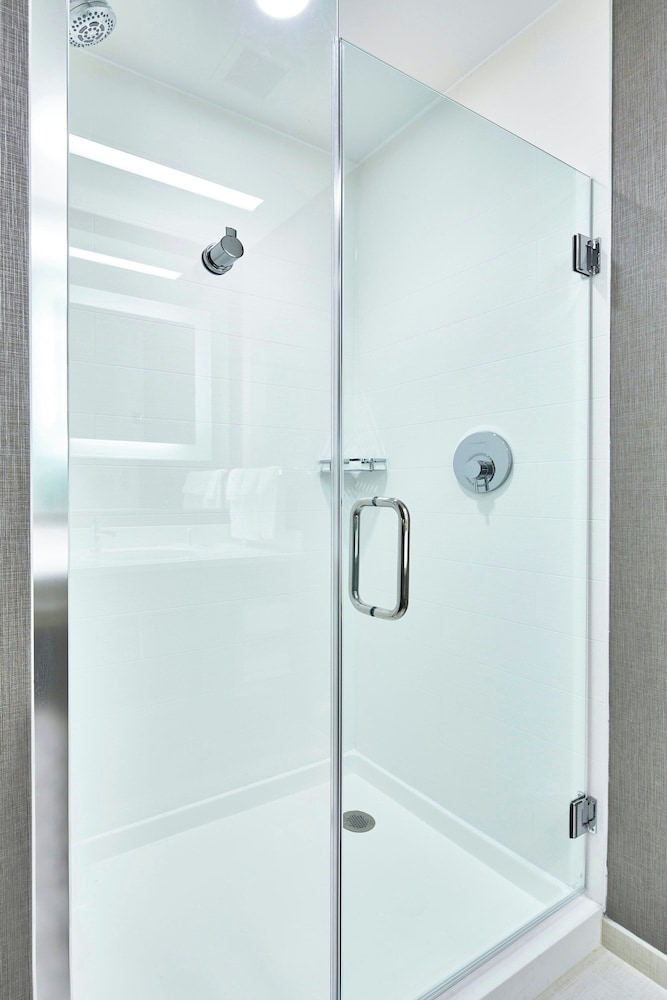 SpringHill Suites by Marriott Charlotte at Carowinds - photo 12