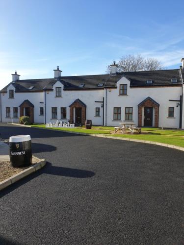 Ulster Cottages 4 miles From Portrush Bushmills Coleraine and Ballymoney in Bushmills, United Kingdom