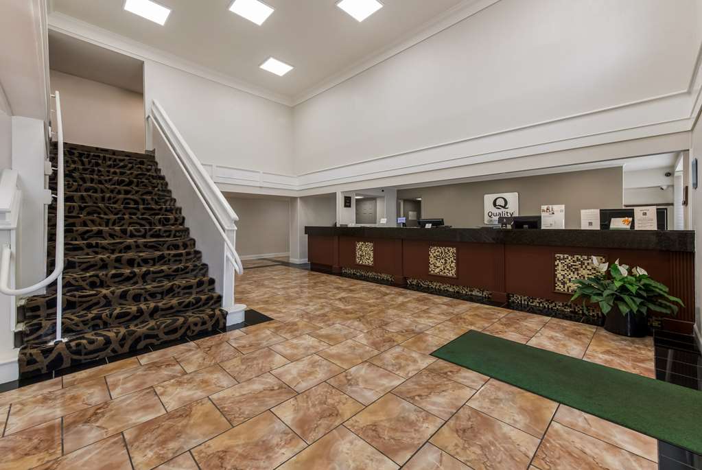 Quality Inn Saint Louis Airport - photo 6