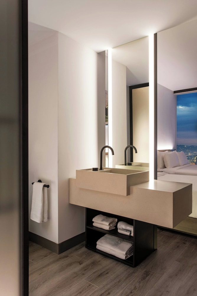AC Hotel Downtown Los Angeles - photo 30