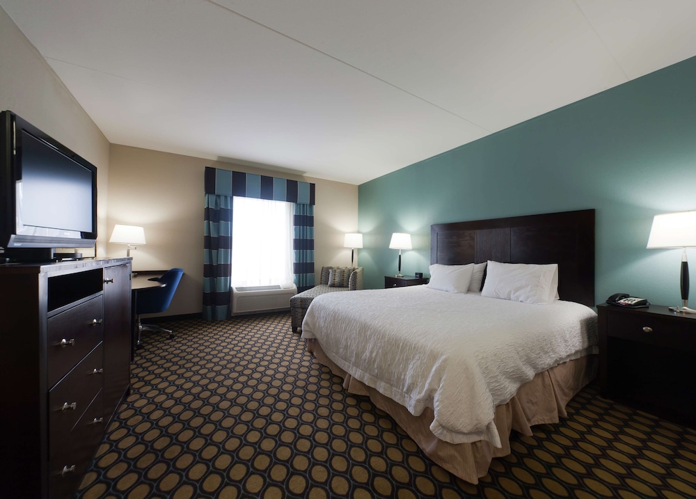 Hampton Inn North Brunswick New Brunswick - photo 14