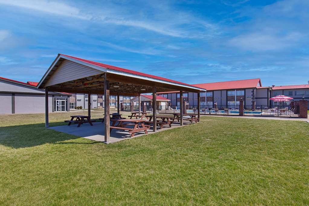 Ramada by Wyndham Bowling Green - photo 24