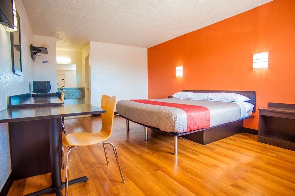 Motel 6 Corsicana TX - photo 10