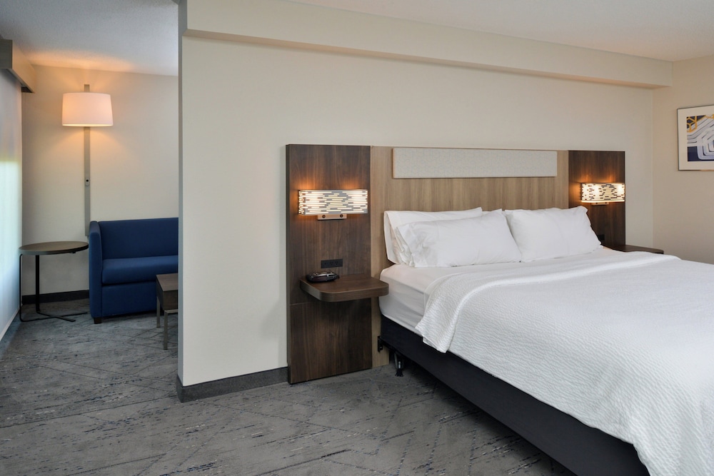 Holiday Inn Express Lewisburg New Columbia an IHG Hotel - photo 5