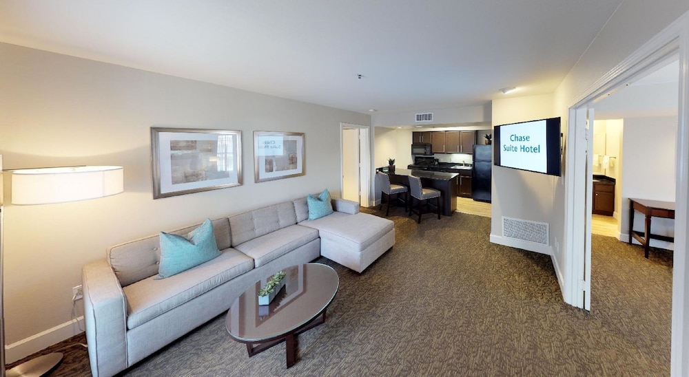Chase Suites Hotel Brea Fullerton - photo 12