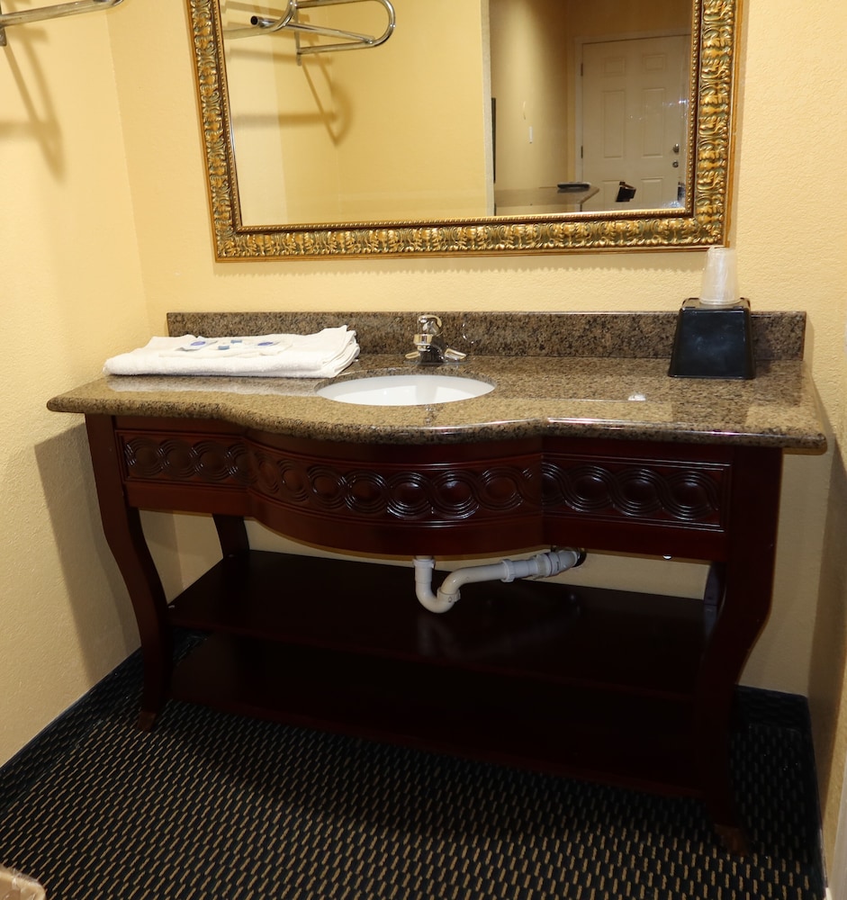 Great Western Inn - photo 9