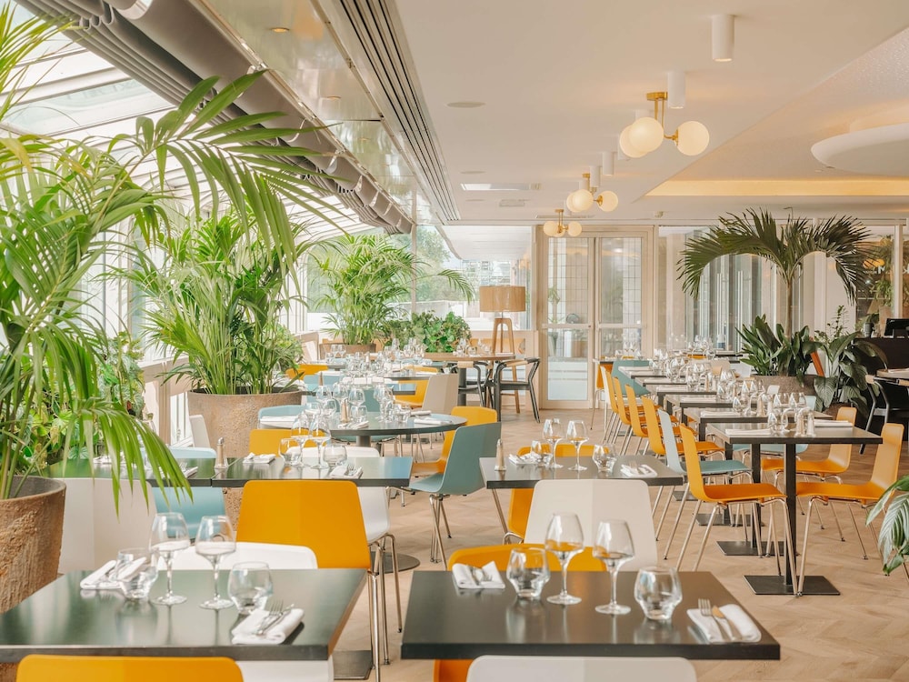 מזון ומשקאות