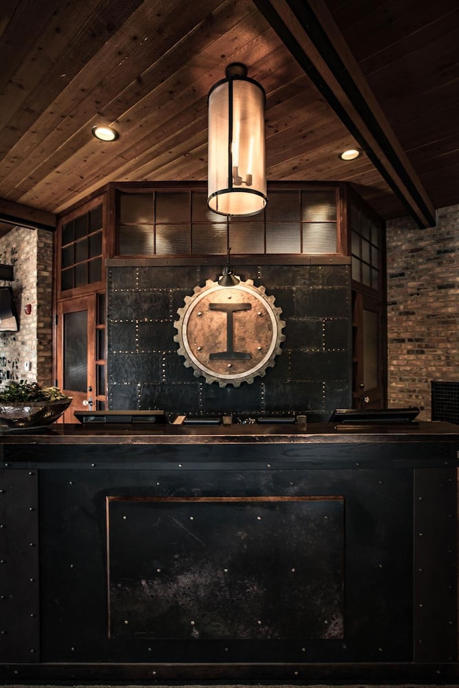 Ironworks Hotel - photo 40