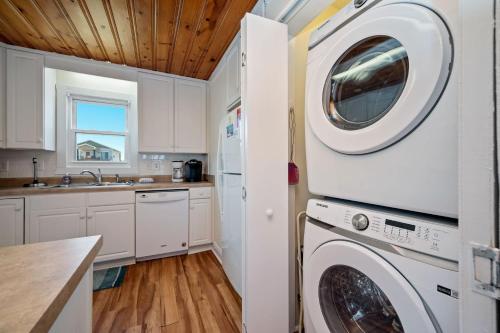 A Beach Music Paradise by Oak Island Accommodations - photo 31
