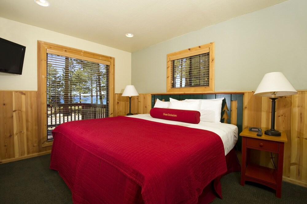 Zephyr Cove Resort - photo 3