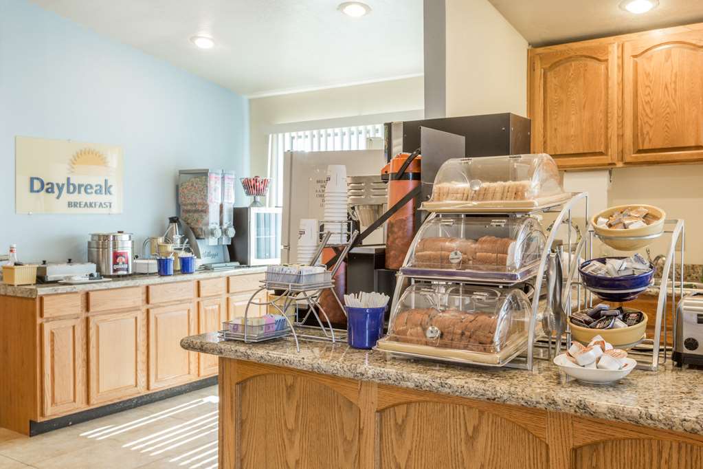 Days Inn by Wyndham Willcox - photo 14