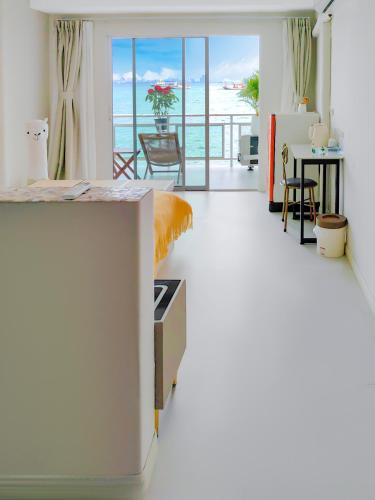 格兰岛屿民宿rock Resort Kohlarn in Bang Lamung, Thailand